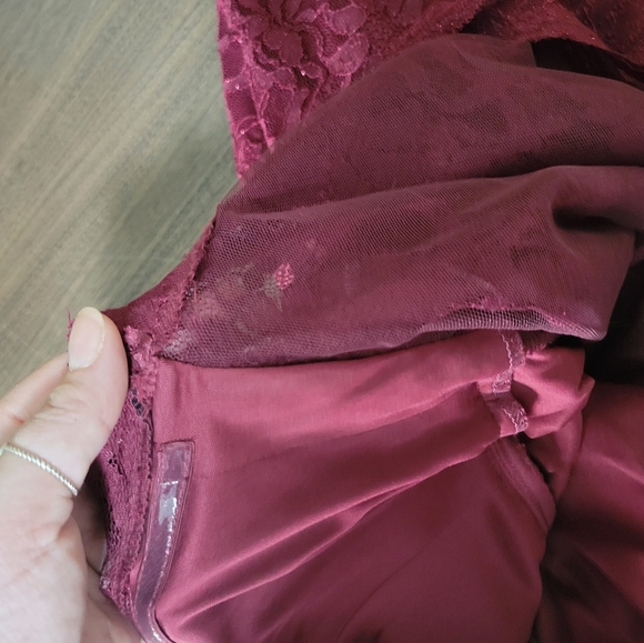 ✨Junior's size 12 one shoulder plum lace gown - Picture 14 of 16